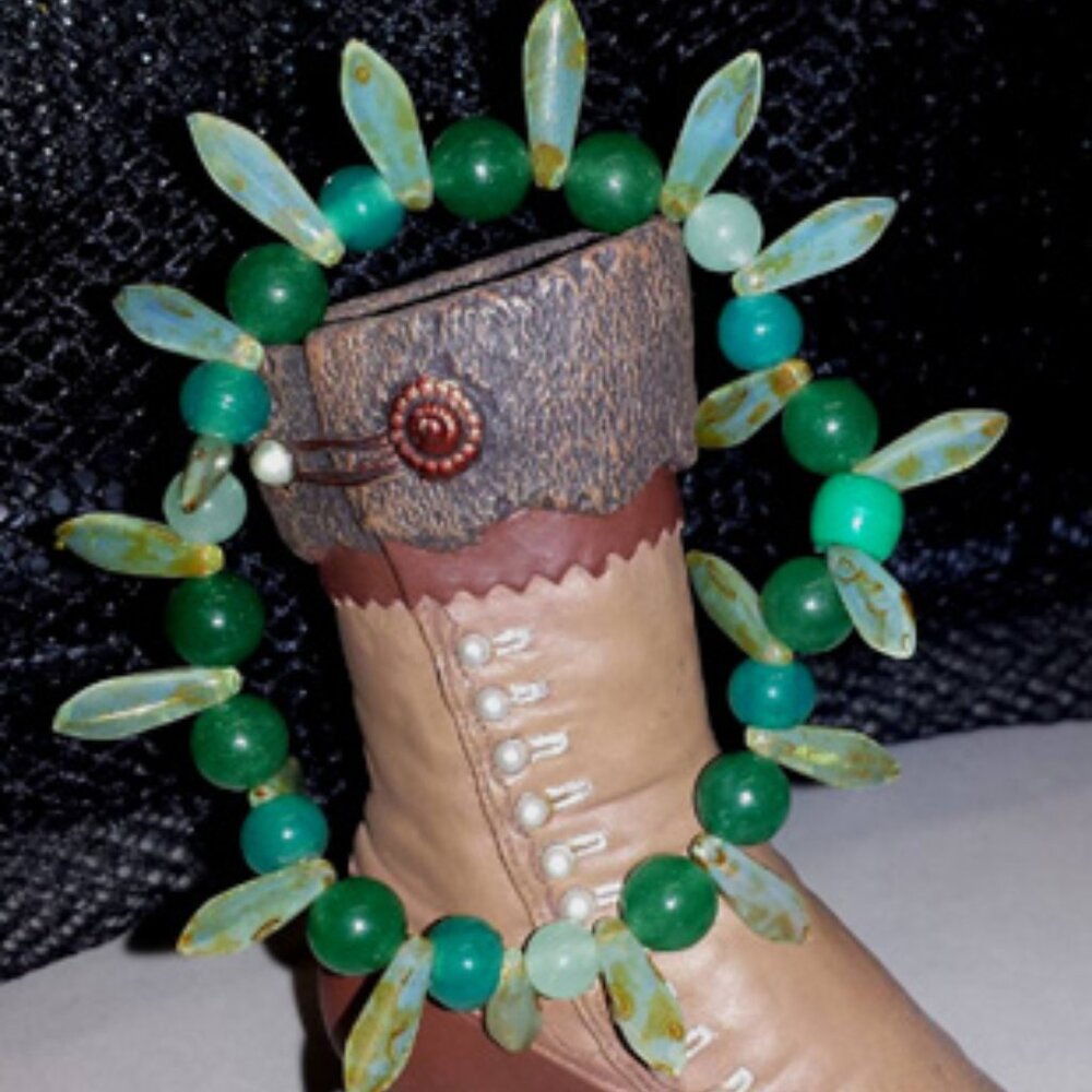 TDD Custom Made One Size Fits Most Aventurine Czech Daggers Bracelet
